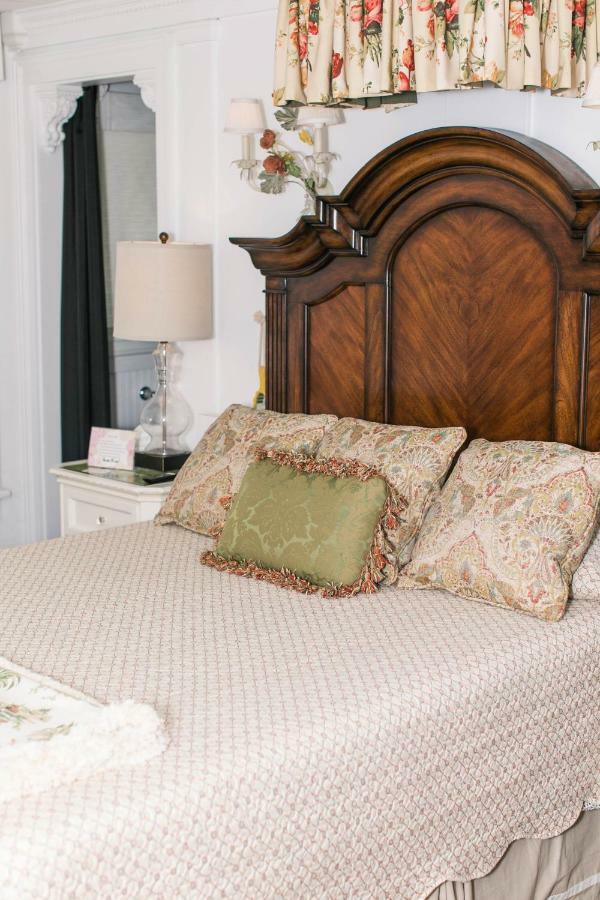 Bridgewater Hall Historic Inn Morganton Kültér fotó